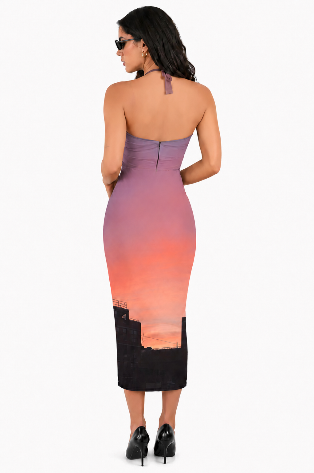 THE DRESS - FIRST 7PM SUNSET