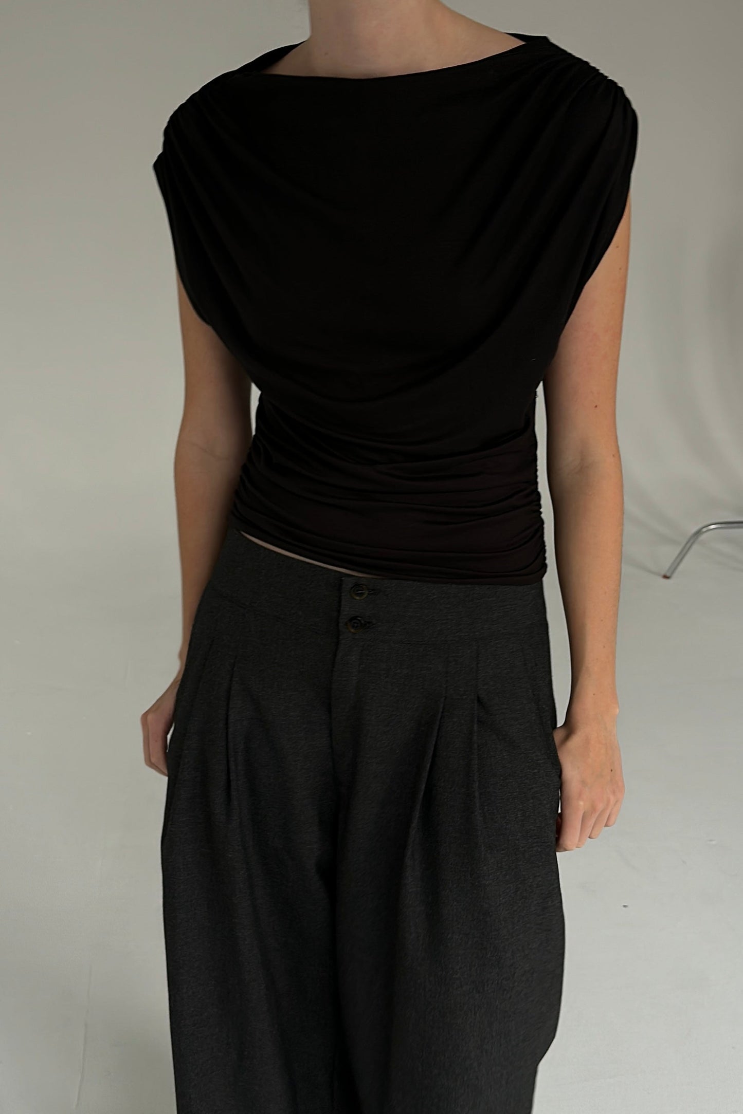 BLACK DRAPED TOP