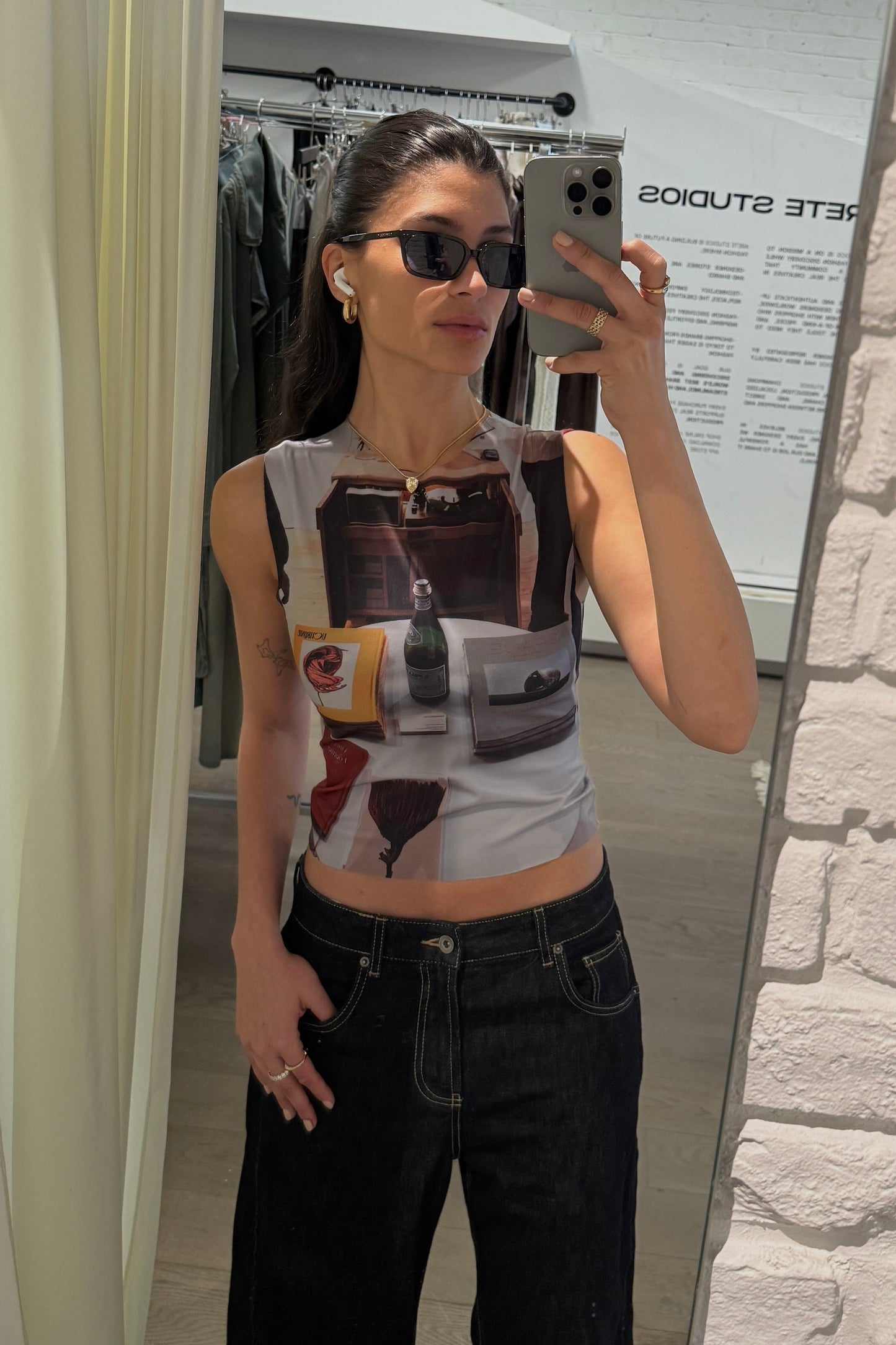 PAPER VIEW TOP